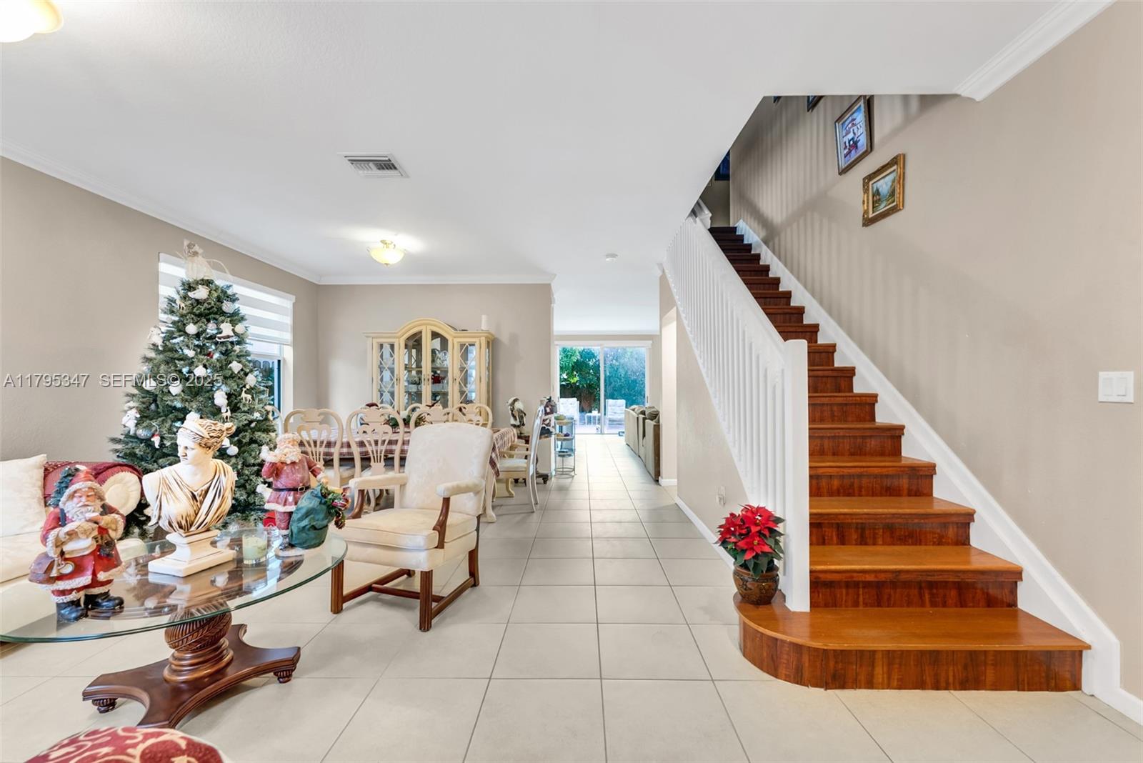 COUNTRY GARDENS SOUTH - Residential