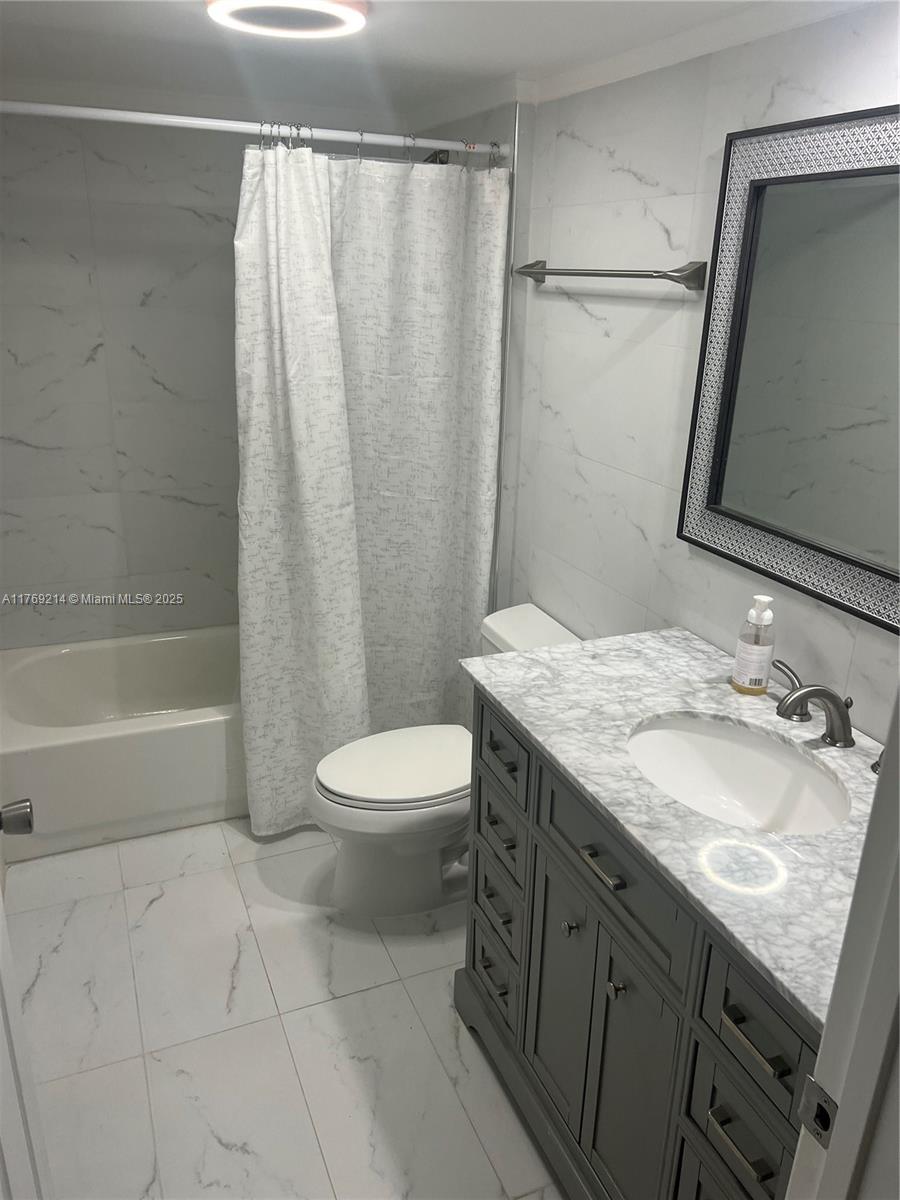 WHITEHALL CONDO AT CAMINO - Residential Lease