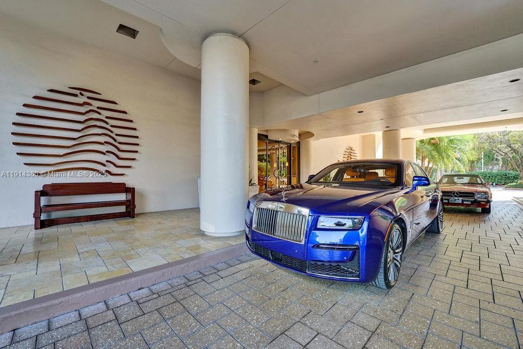 19667 Turnberry Way 5J