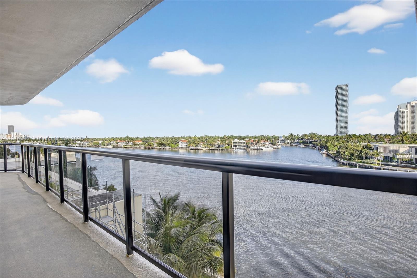 19667 Turnberry Way 5J