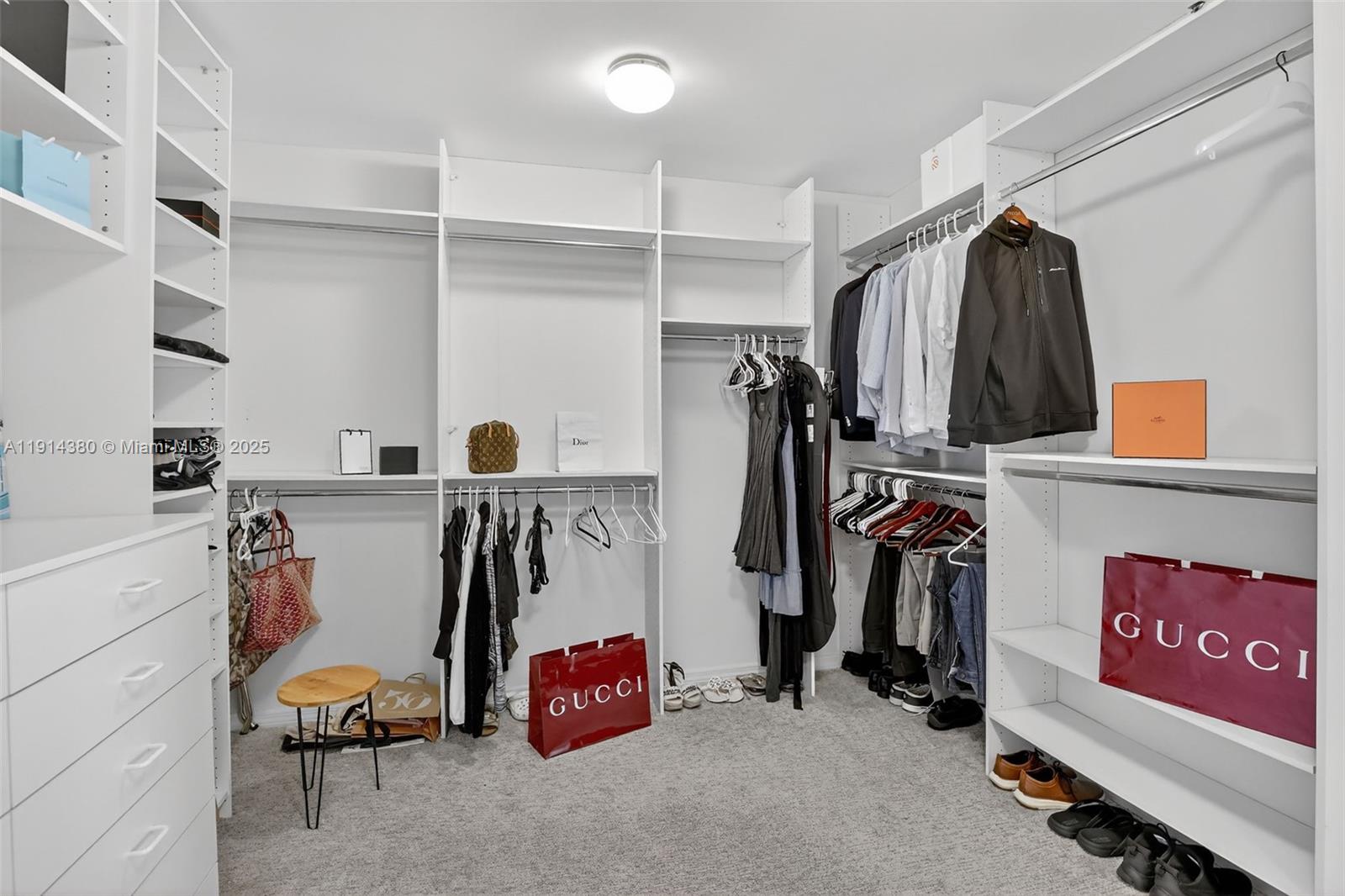 TURNBERRY ISLE SOUTH COND - Residential