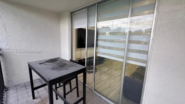 EL CONQUISTADOR SOUTH CON - Residential Lease