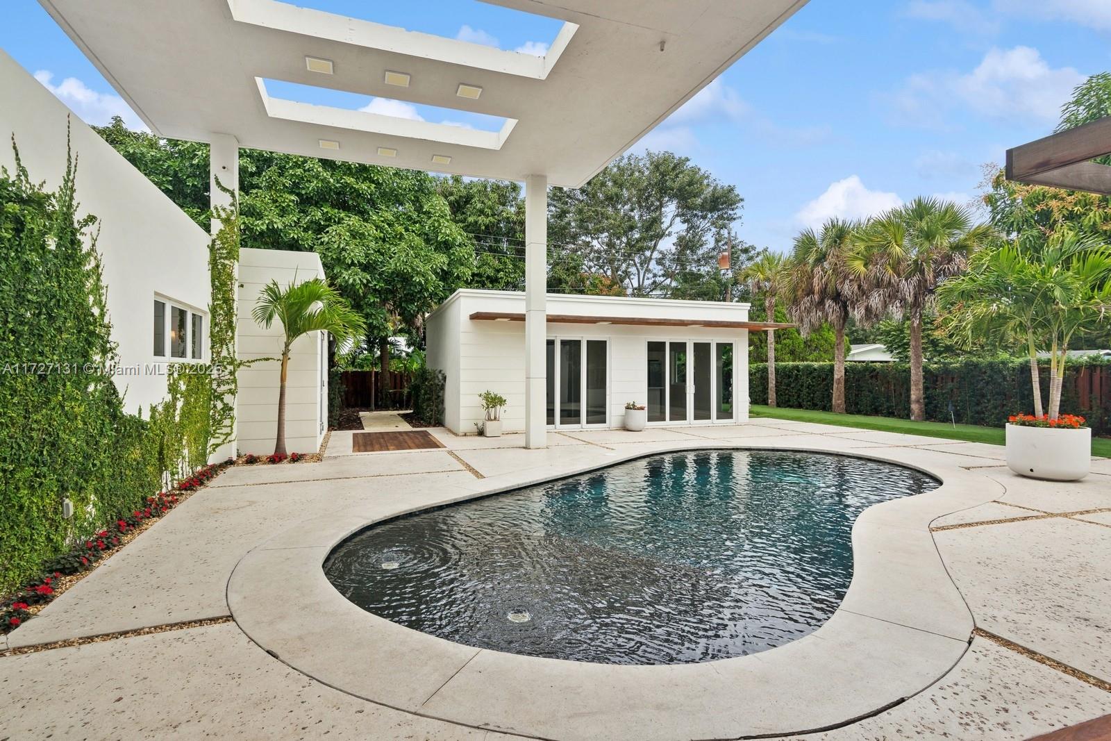 HERMAN MNR - Residential