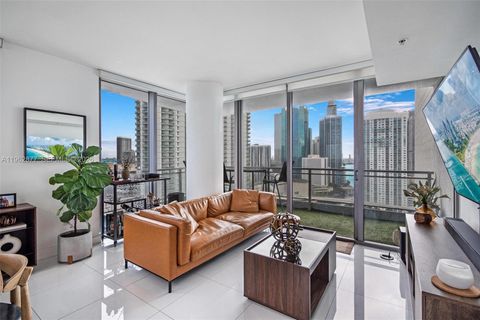 92 SW 3rd St 2710 Miami FL 33130