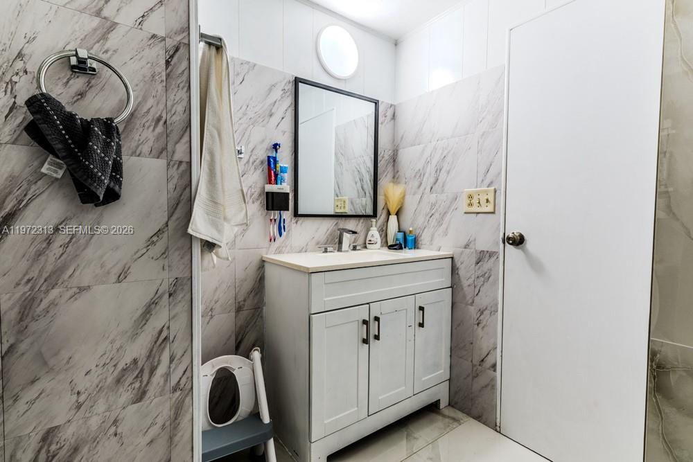 Pine Needle Park - Residential