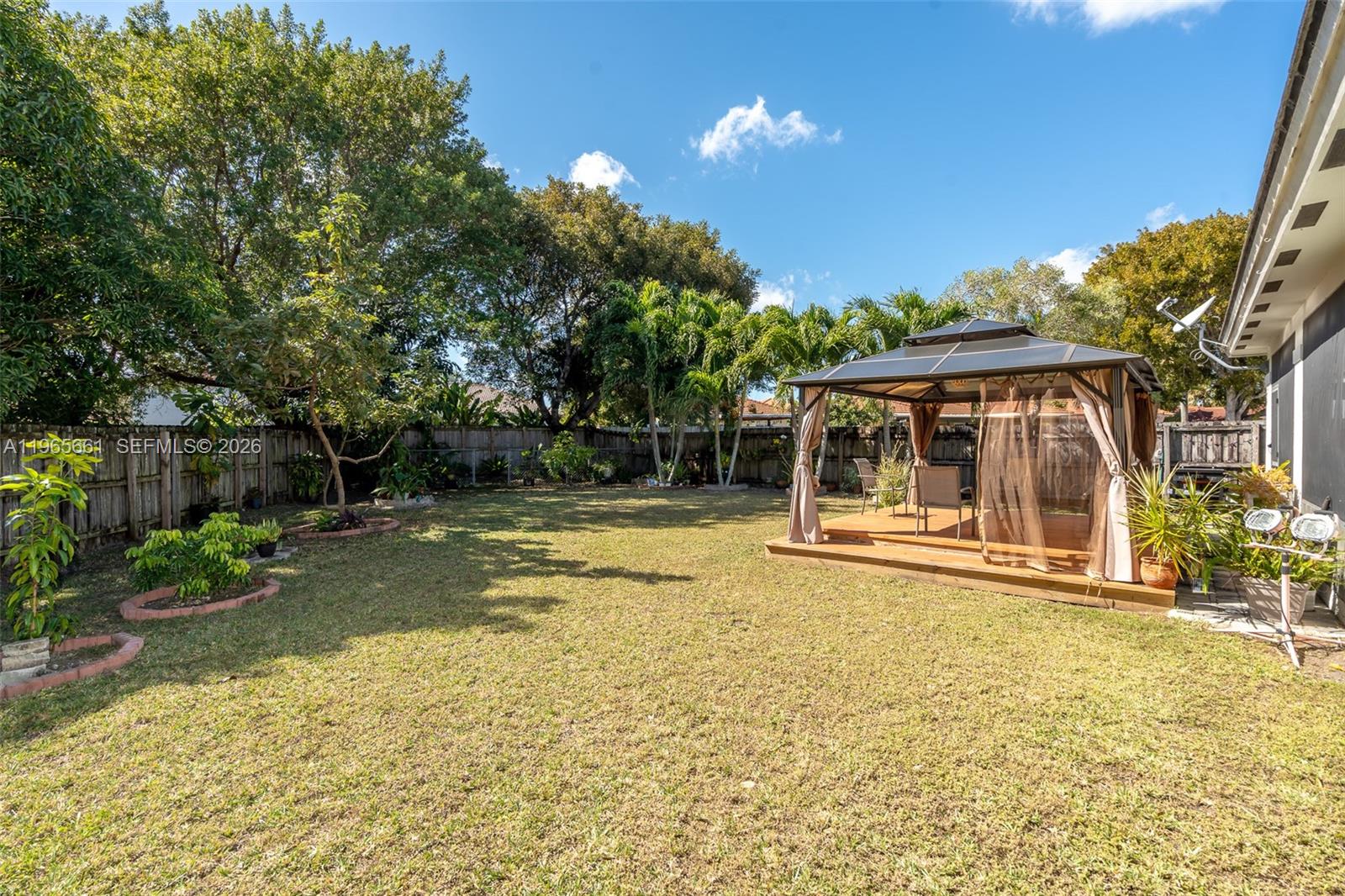 RAULS PLACE AT OASIS - Residential