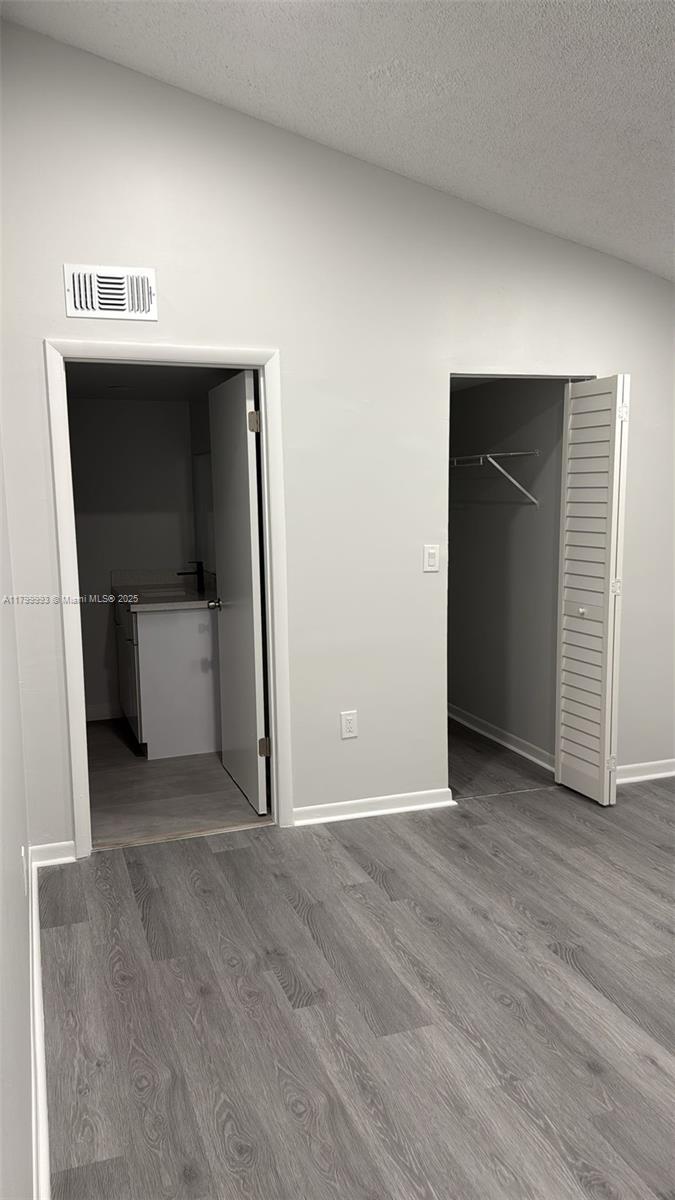 MARINA OAKS CONDO - Residential Lease