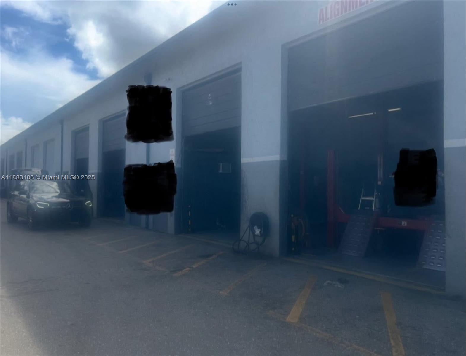 Automotive Repair Shop For Sale – West Palm Beach, FL 
Turnkey opportunity to own a well-established full-service auto repair shop with over 15 years of successful operations.
4 spacious bays + parking for 15 vehicles
Strong cash flow & proven financials
Includes all equipment – alignment machine & more
Established client base – ready for new ownership
Owner retiring – will stay on during transition
Real estate not included in sale
NDA required for financials and additional details.