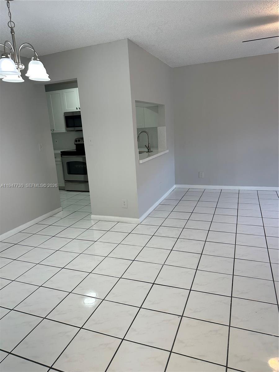 WINDING LAKE AT WELLEBY C - Residential Lease