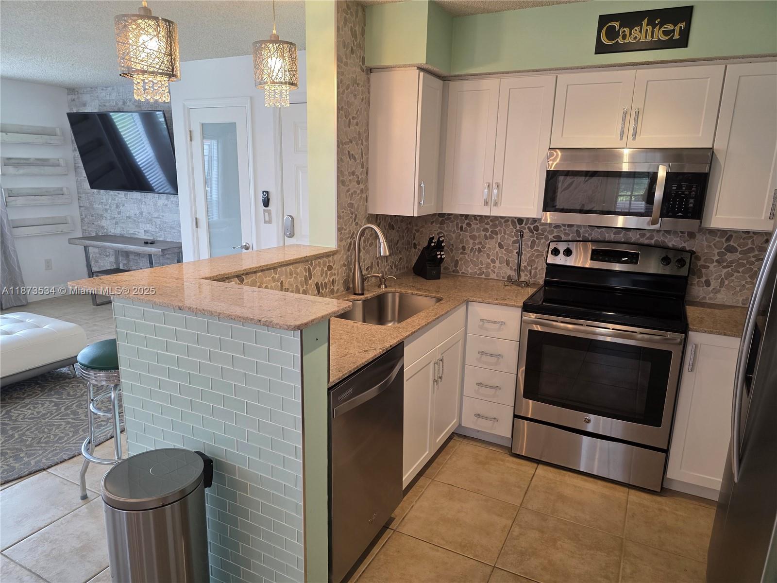 BAHIA AT DELRAY CONDO - Residential