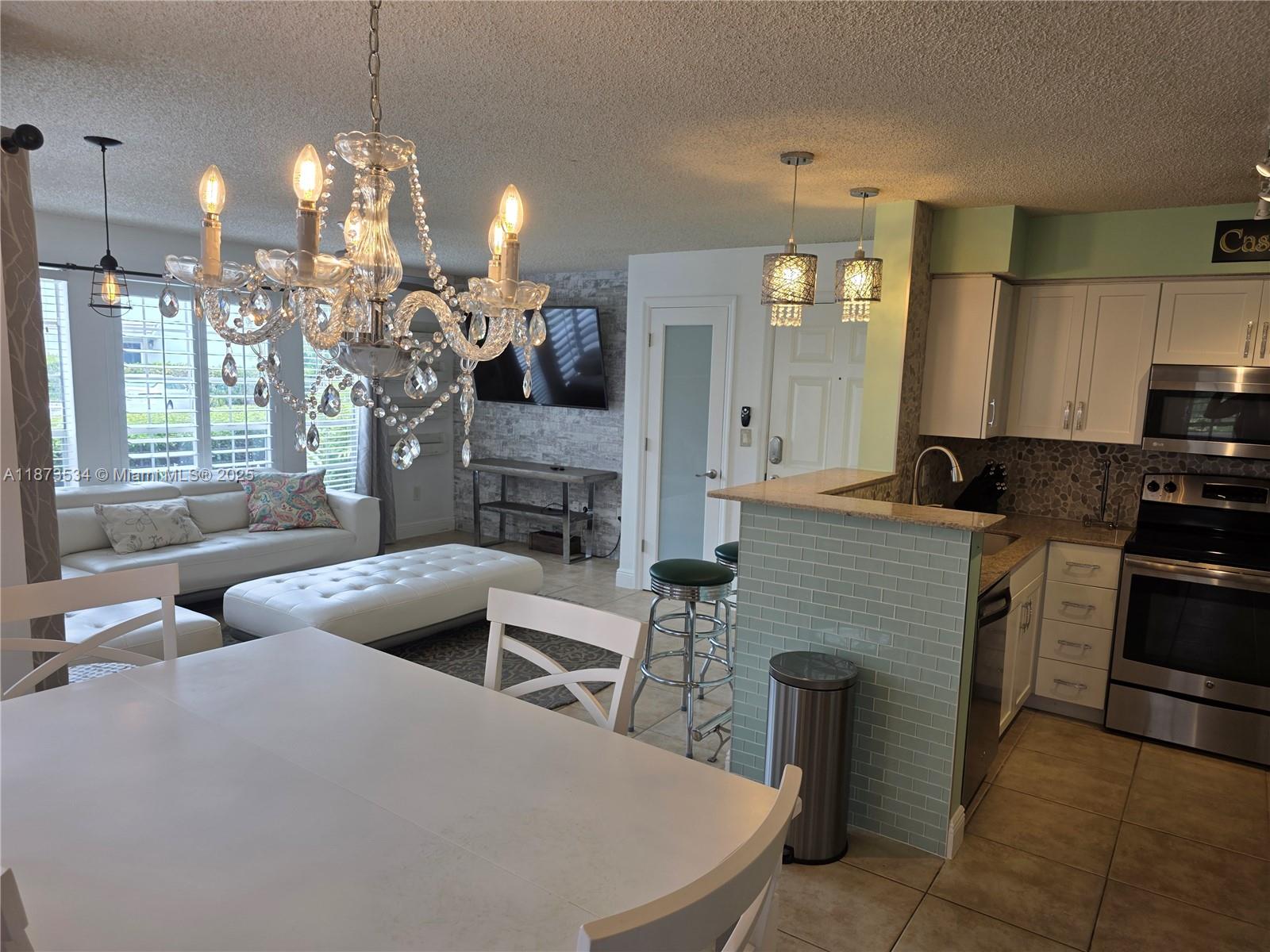 BAHIA AT DELRAY CONDO - Residential