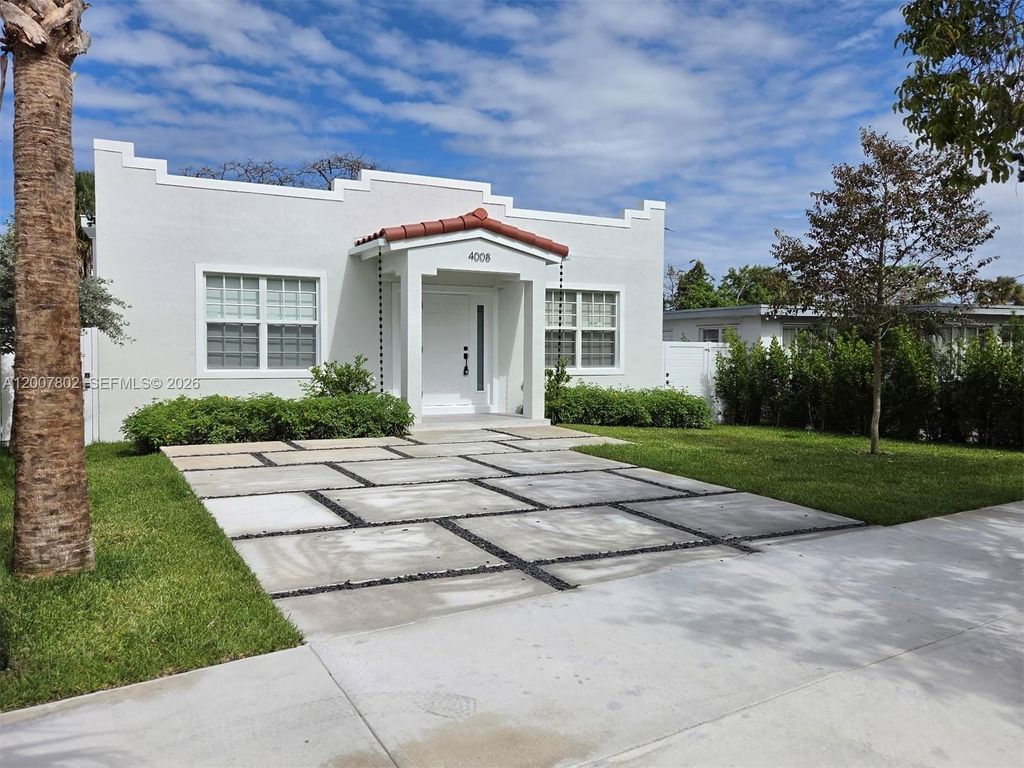 Photo of 4008 Greenwood Ave, West Palm Beach, FL 33407 (MLS # A12007802)