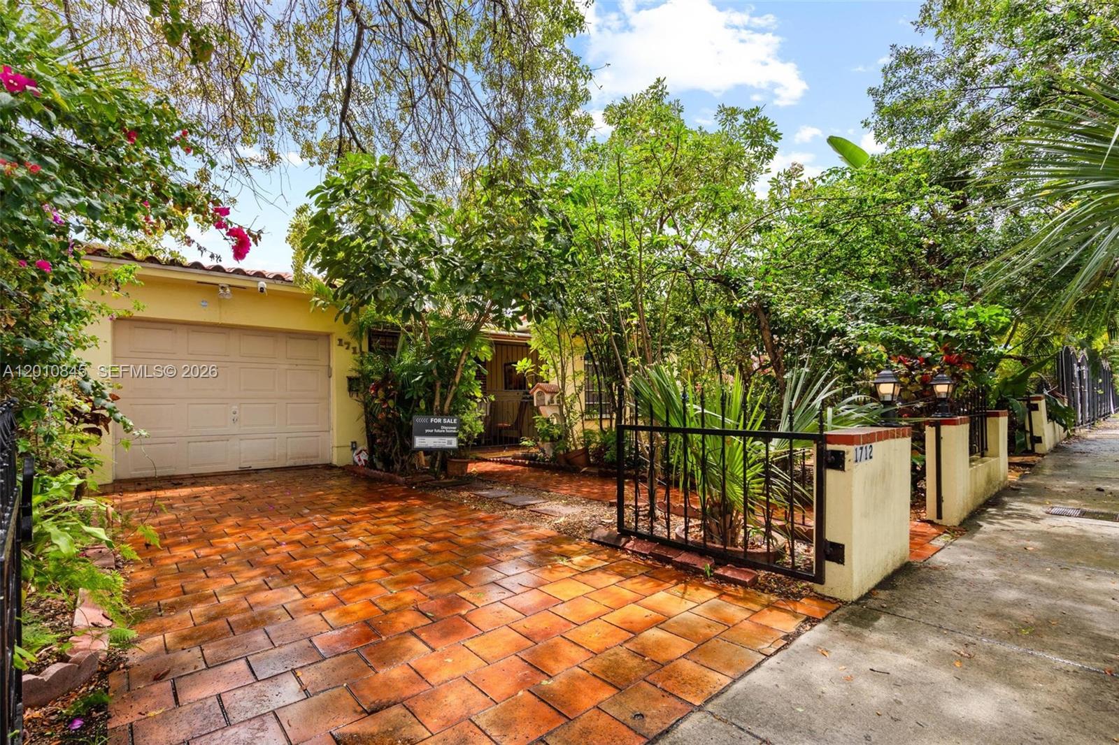 SOUTH SHENANDOAH - Residential