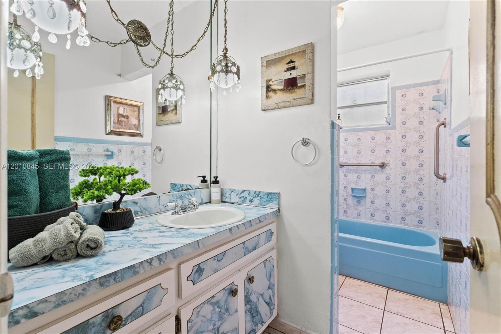 SOUTH SHENANDOAH - Residential