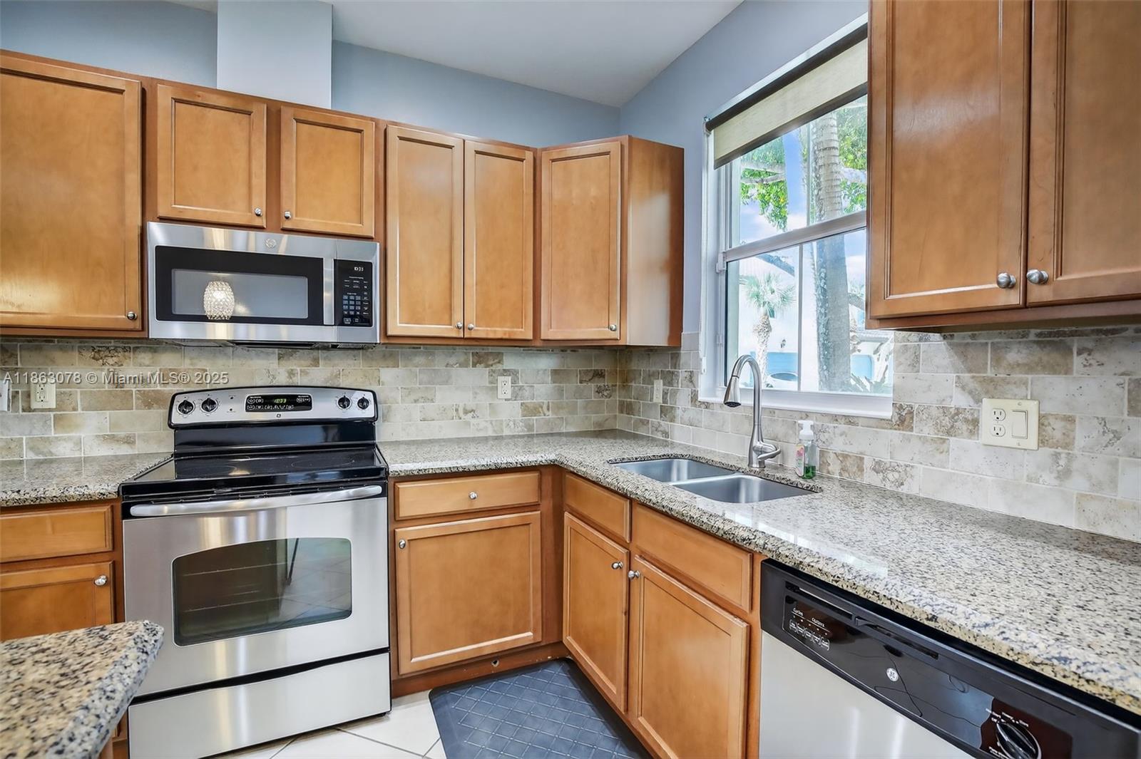 CASCADA - Residential Lease