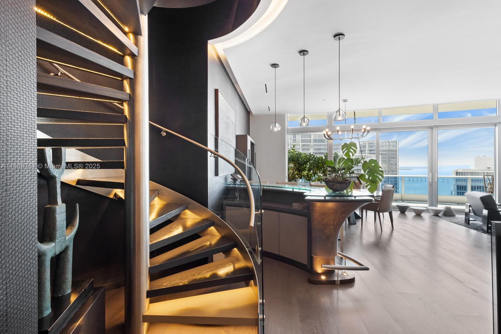 200 Biscayne Boulevard Way PH-5404