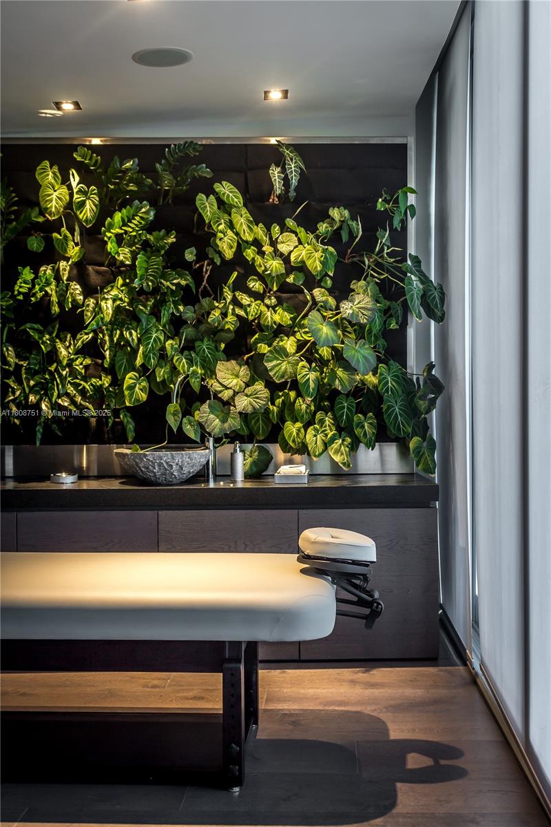 EPIC WEST CONDO - Residential