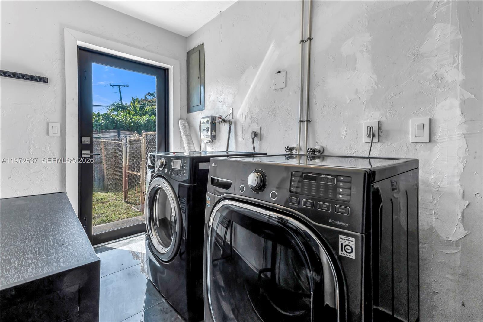 HIGHLAND LAKES SEC 2 - Residential