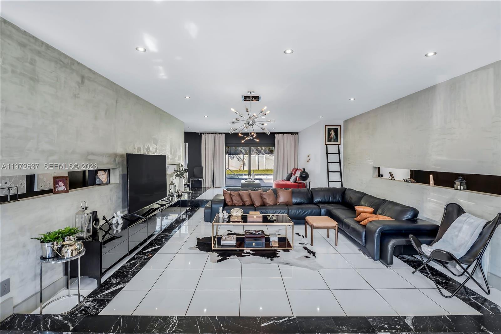 HIGHLAND LAKES SEC 2 - Residential