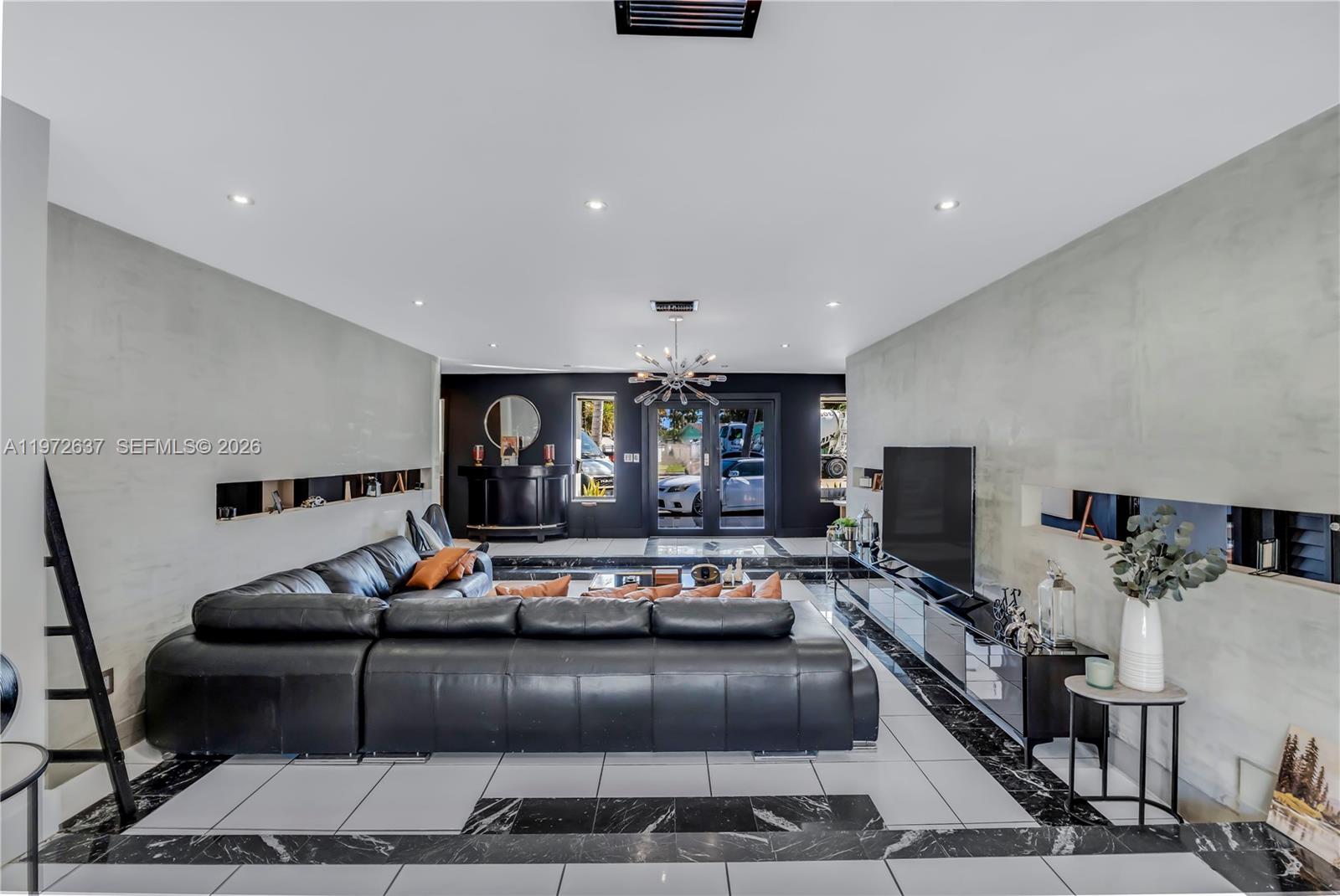 HIGHLAND LAKES SEC 2 - Residential