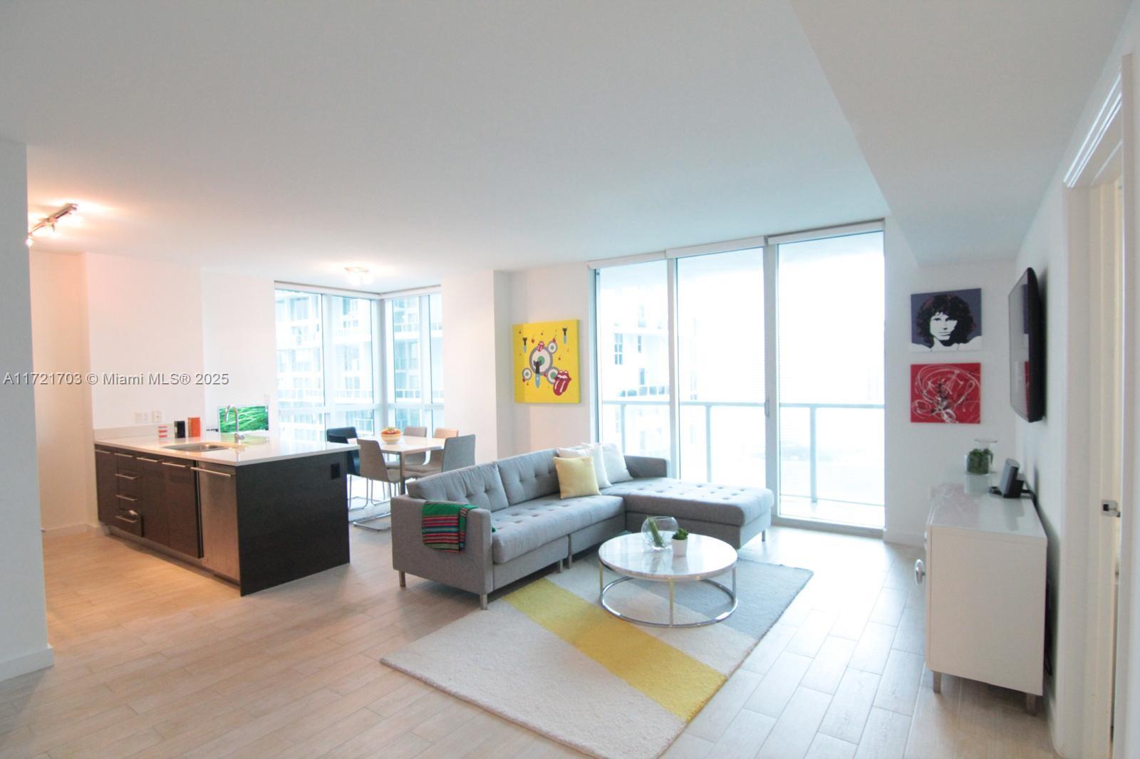 55 SE 6th St 3201