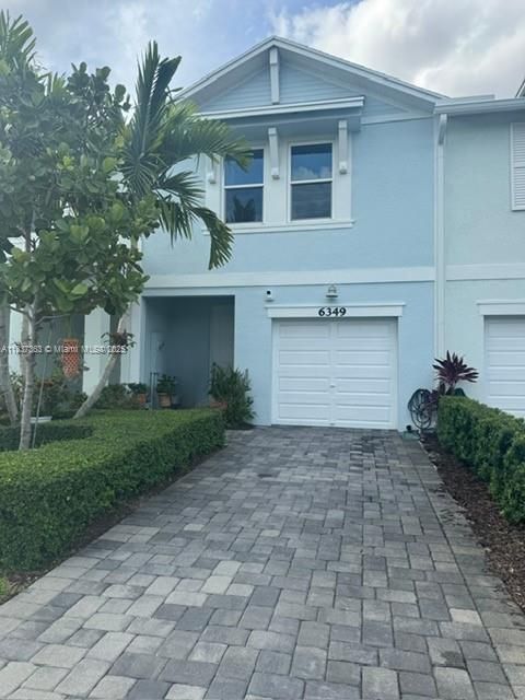 Photo of 6349 Topsail Dr, West Palm Beach, FL 33413 (MLS # A11837363)