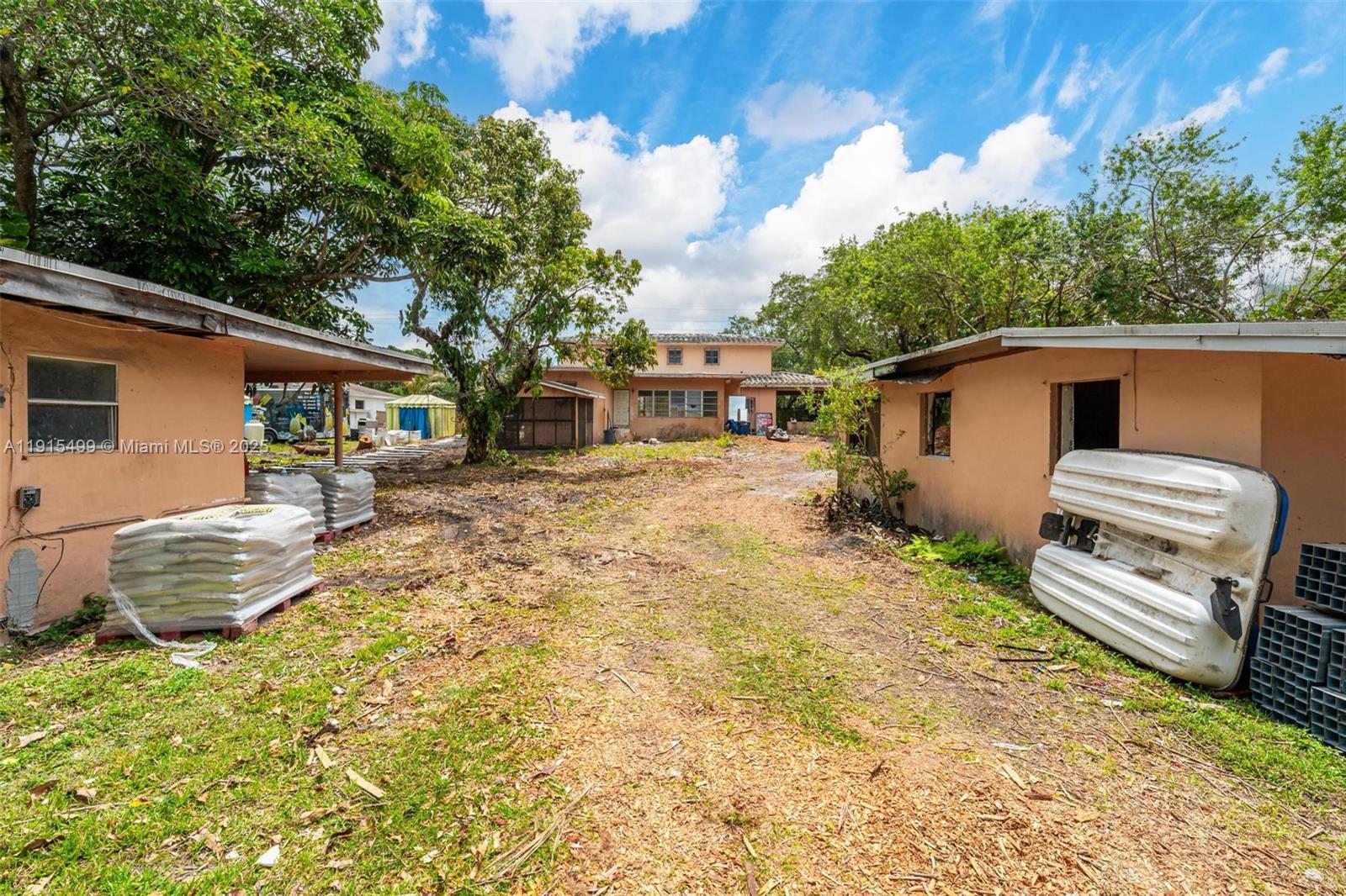 BISC GARDENS SEC F PT 1 - Residential