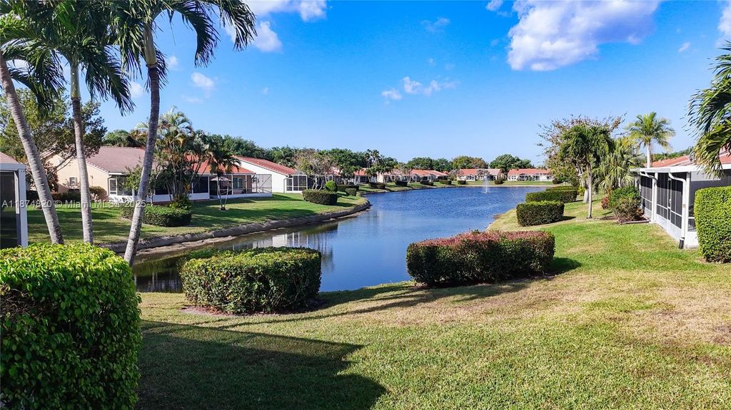 Photo of 139 Sausalito Dr, Boynton Beach, FL 33436 (MLS # A11874820)