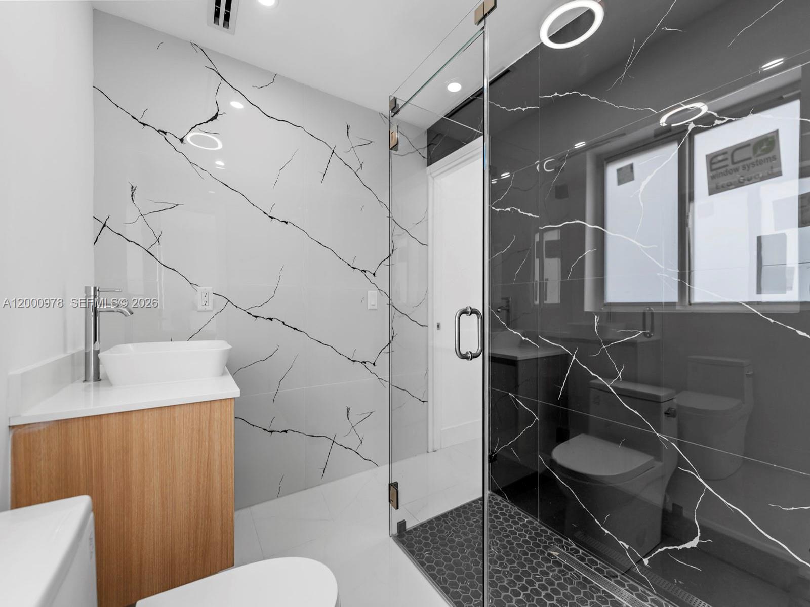 RIO NUEVO ISLE - Residential