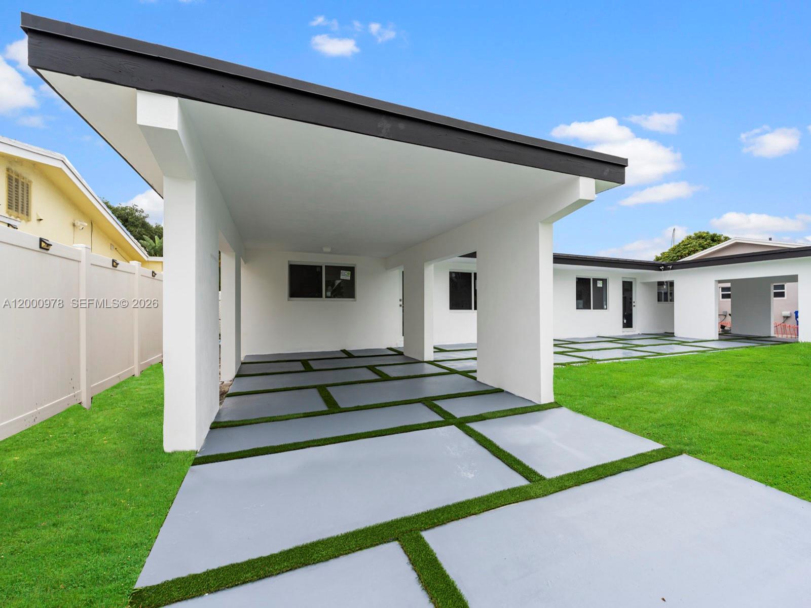 RIO NUEVO ISLE - Residential