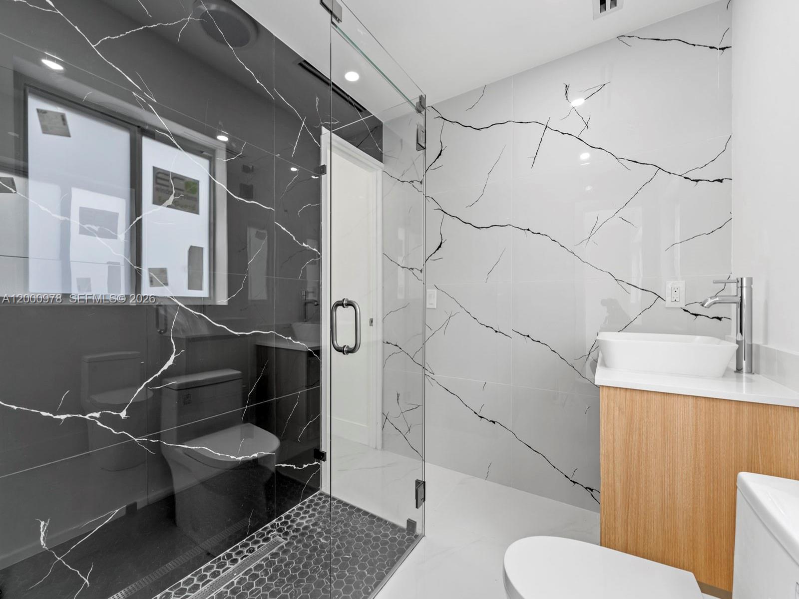 RIO NUEVO ISLE - Residential