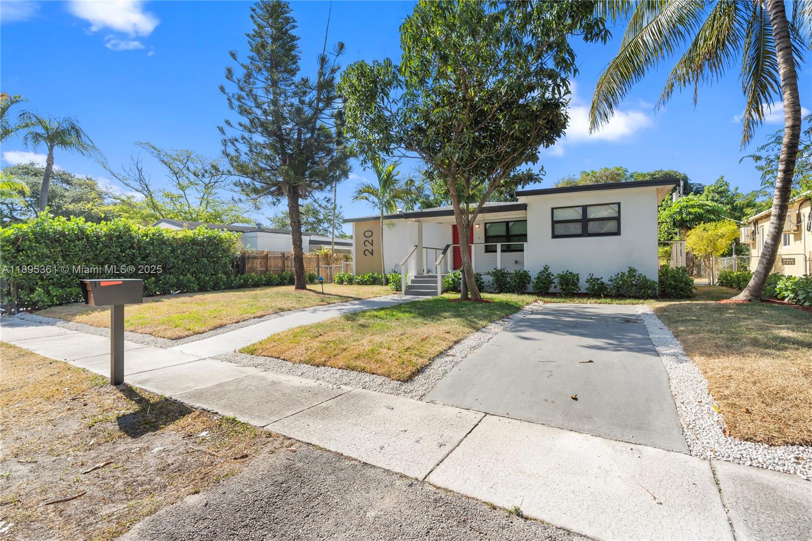 220 NW 134th St