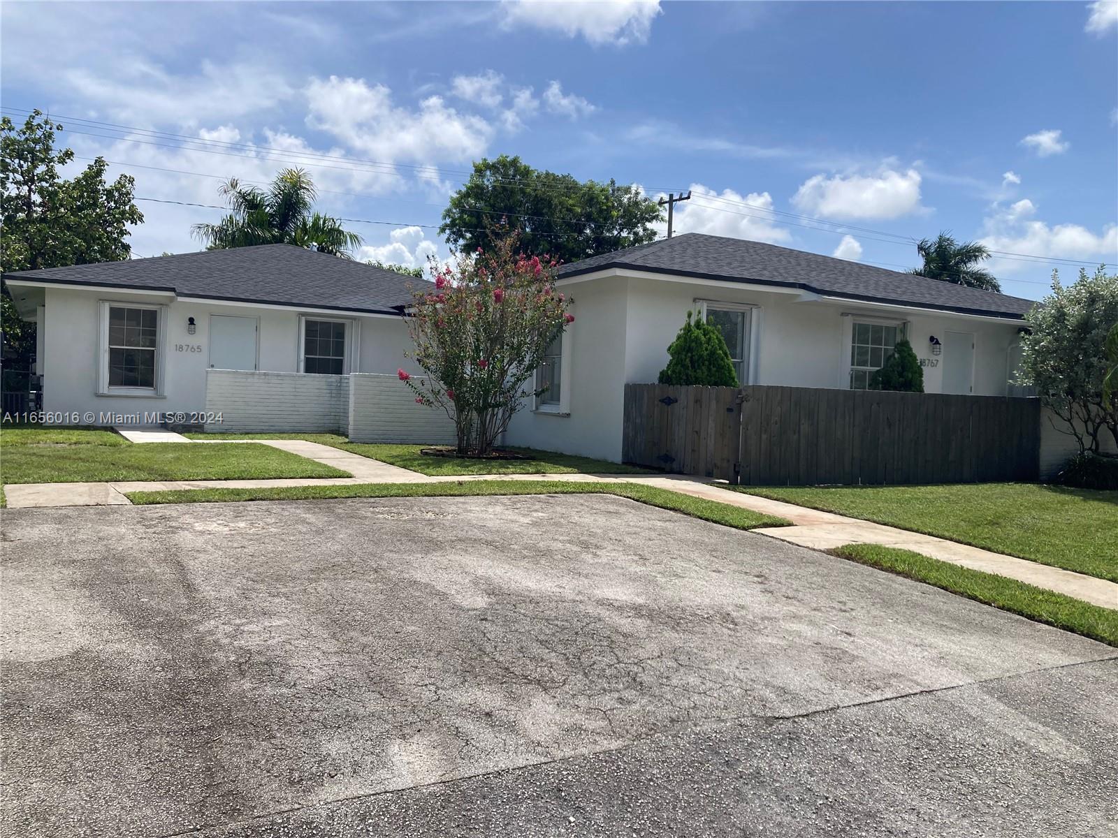 18765 Sw 100th Ave 18765, Cutler Bay, Miami-Dade County, Florida - 3 Bedrooms  
2 Bathrooms - 