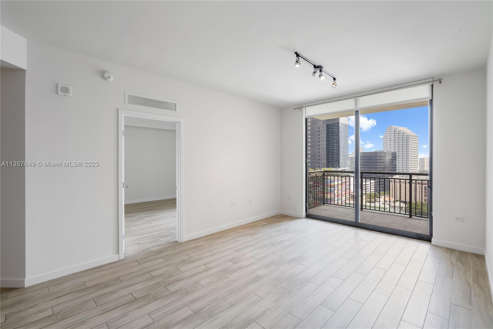 NINE AT MARY BRICKELL VIL - Residential