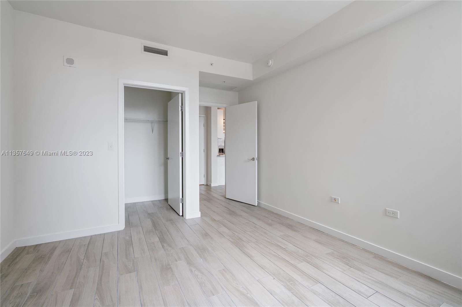 NINE AT MARY BRICKELL VIL - Residential