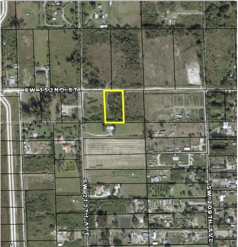 1.5 Acres – Zoned GU – Miami-Dade County Discover an excellent investment opportunity with this 1.5-acre parcel located in Miami-Dade County. The property is currently zoned GU (General Use), and the county is in the process of assigning a more specific zoning designation. At present, it is classified under Open Land. Buyer Responsibility: Buyers are responsible for conducting their own due diligence with Miami-Dade County to verify zoning, permitted uses, building regulations, and any restrictions or requirements related to development or land use.
