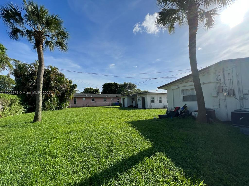 COLLIER GROVES - Residential Lease