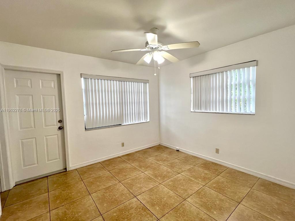 COLLIER GROVES - Residential Lease