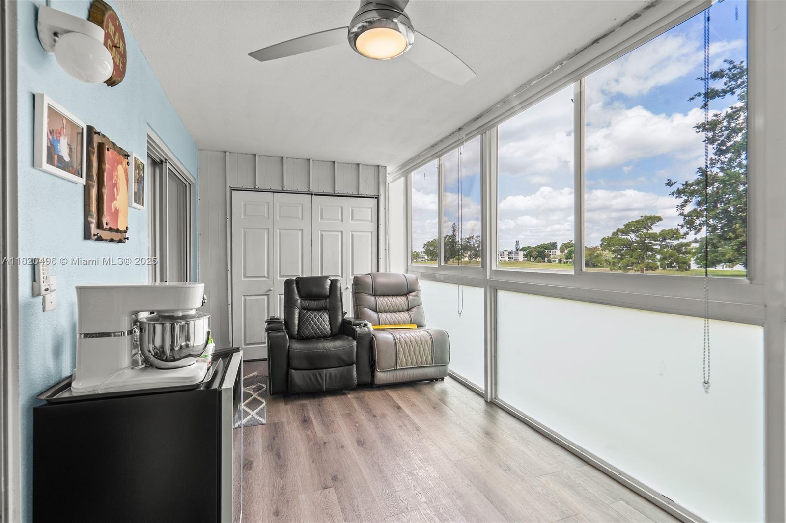 ELLESMERE B CONDO - Residential