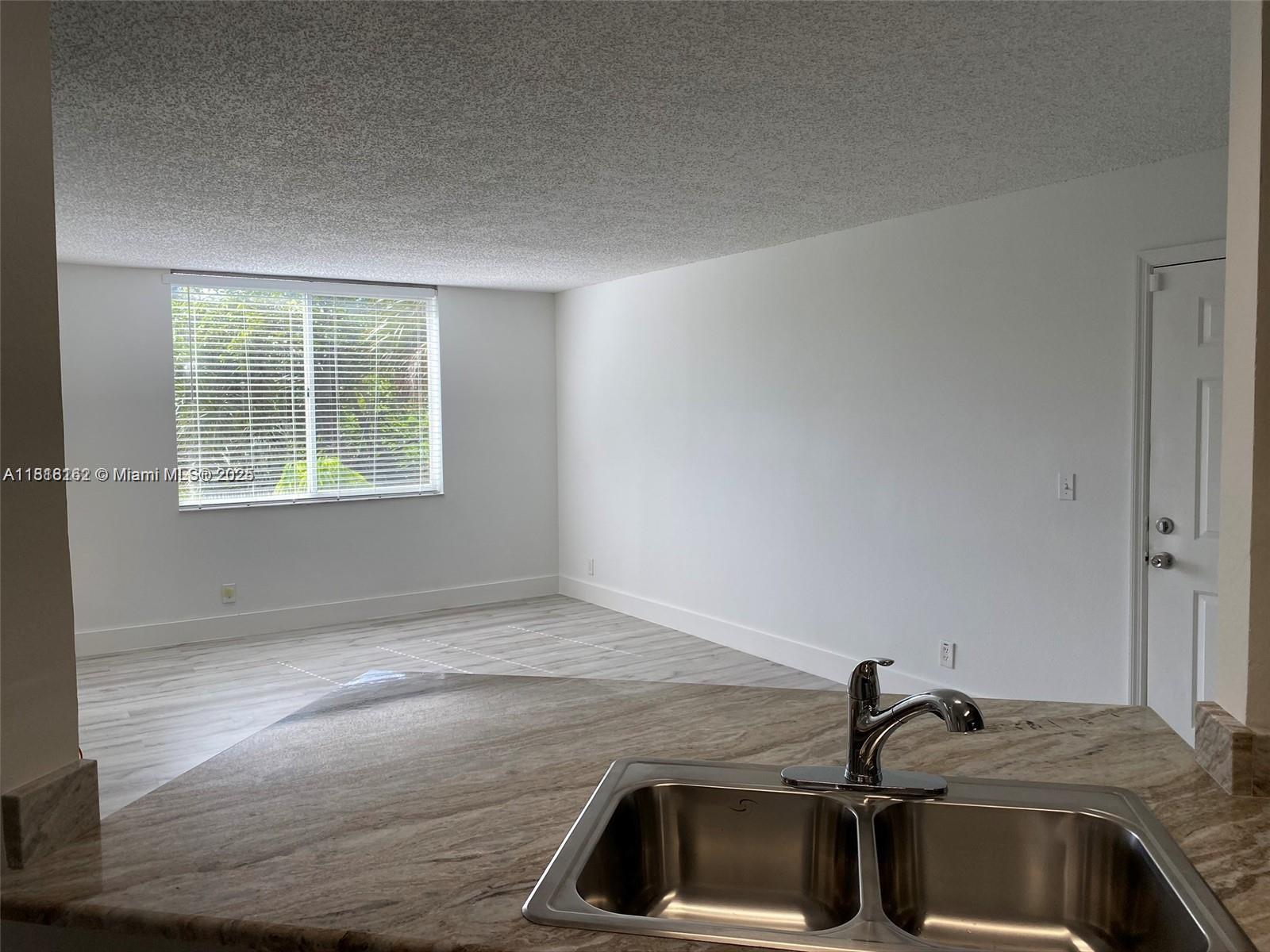 4015 W Mcnab Rd D203