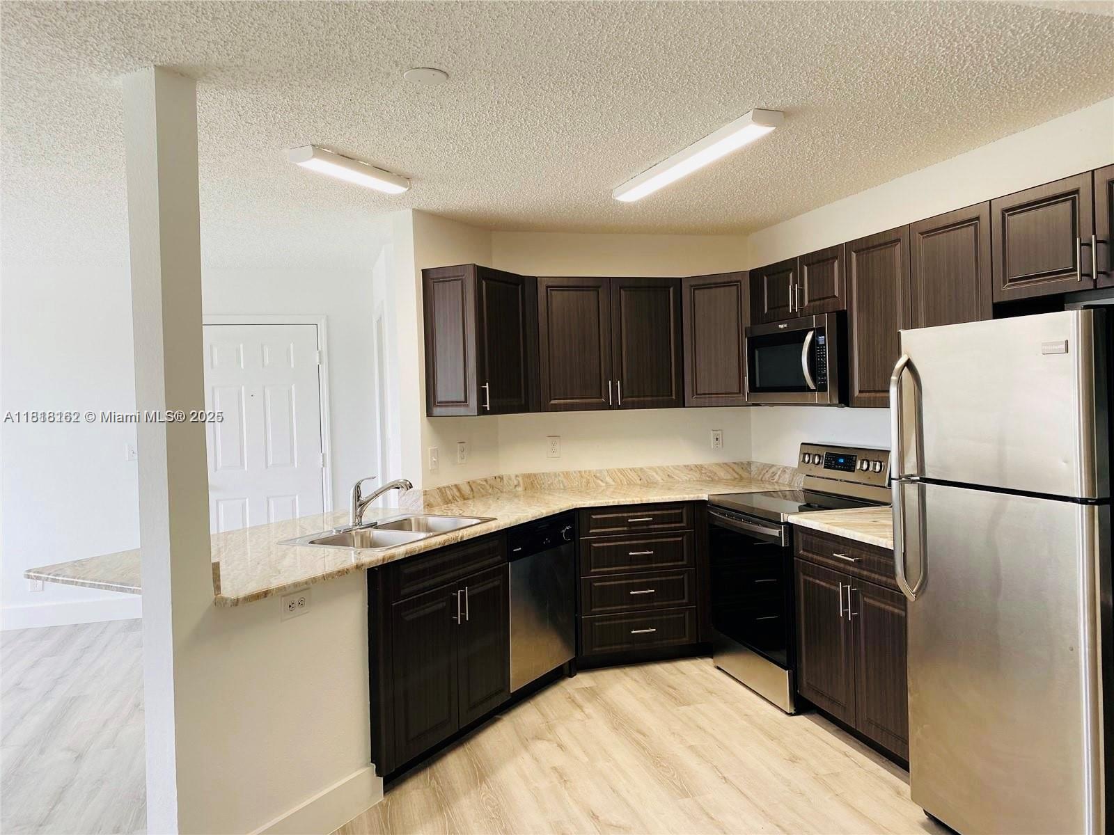 4015 W Mcnab Rd D203, Pompano Beach, Broward County, Florida - 3 Bedrooms  
2 Bathrooms - 