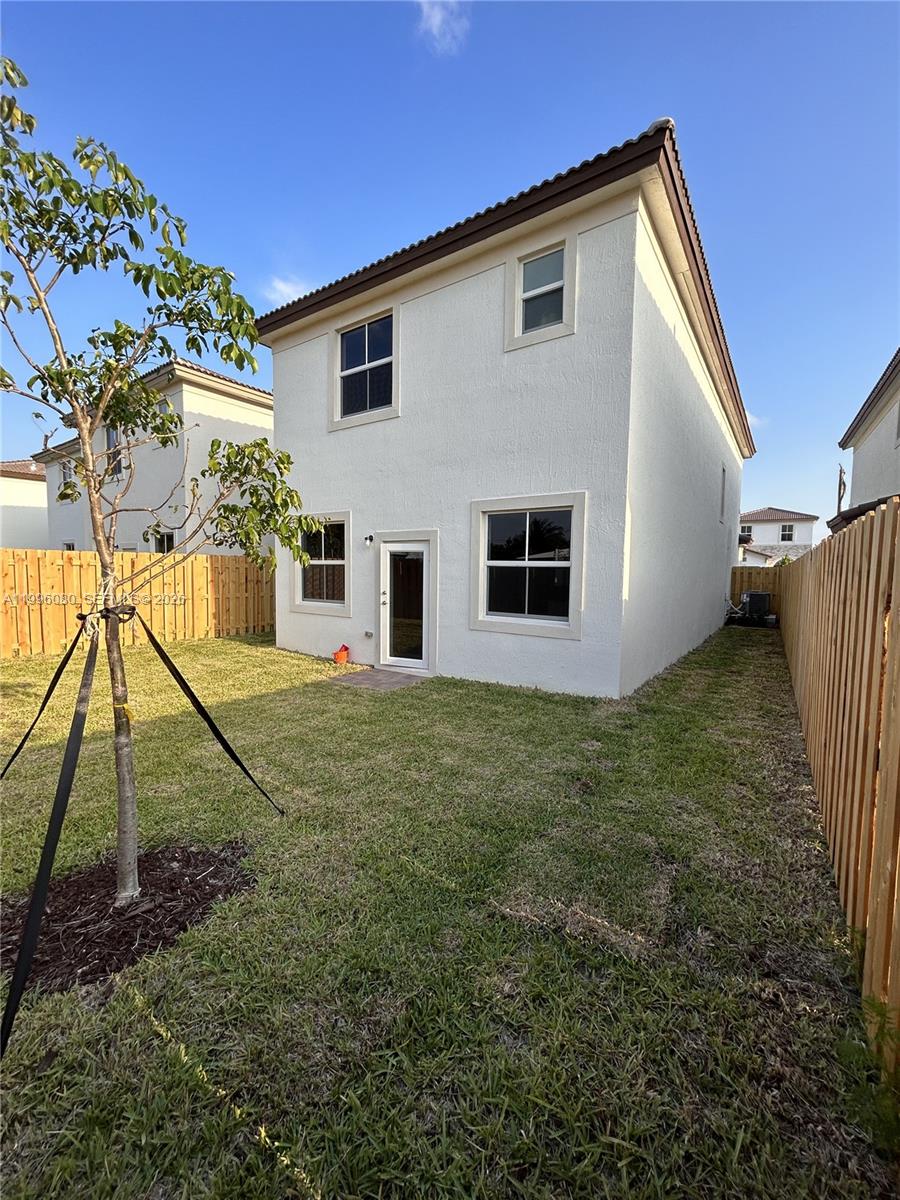 GOLF ESTS - Residential Lease