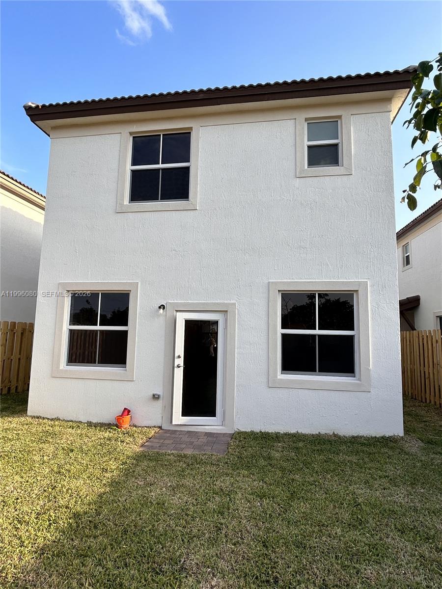 GOLF ESTS - Residential Lease