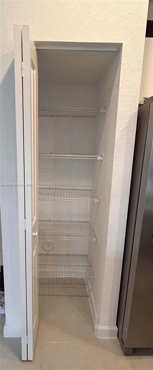 GOLF ESTS - Residential Lease