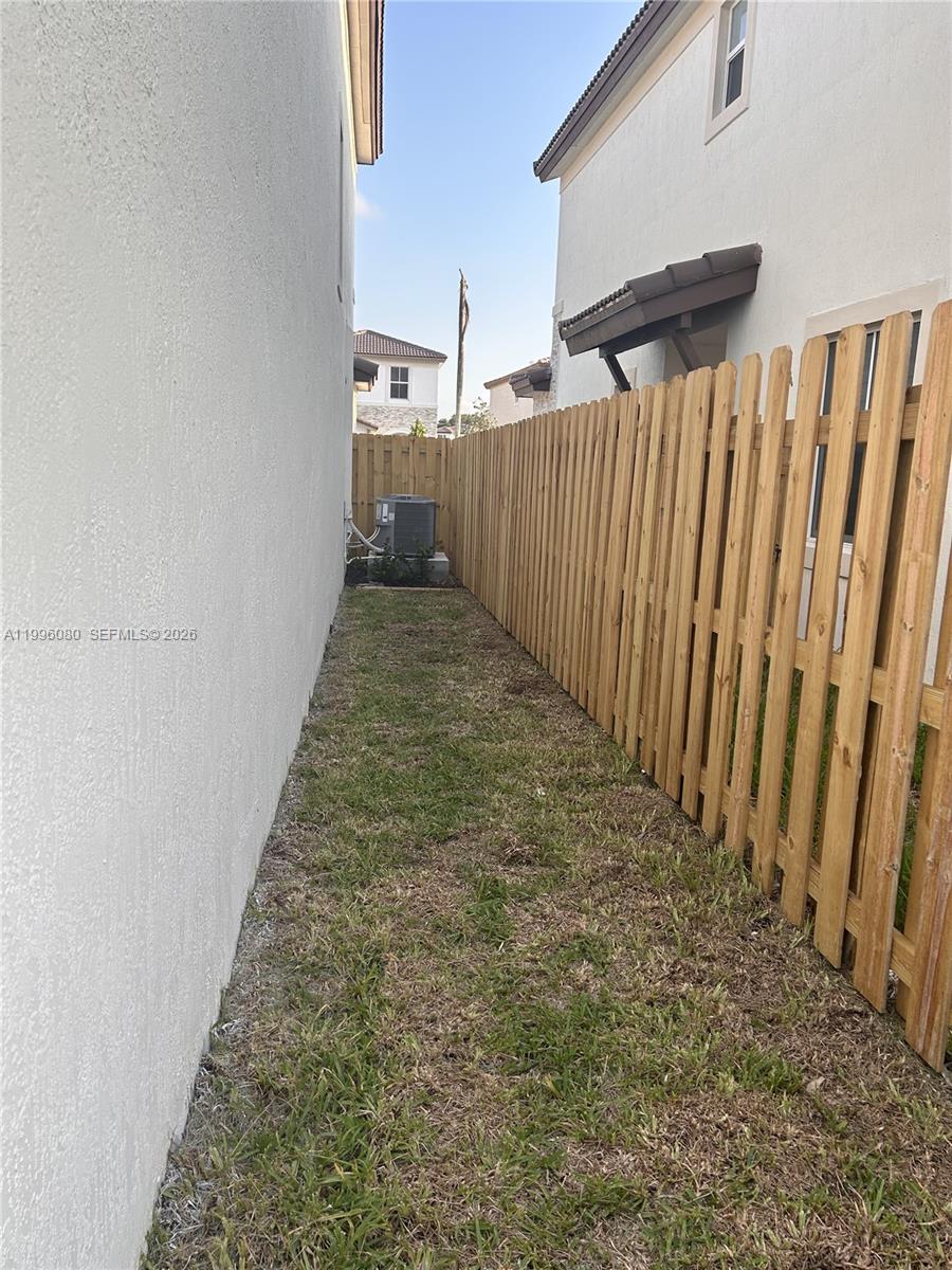 GOLF ESTS - Residential Lease