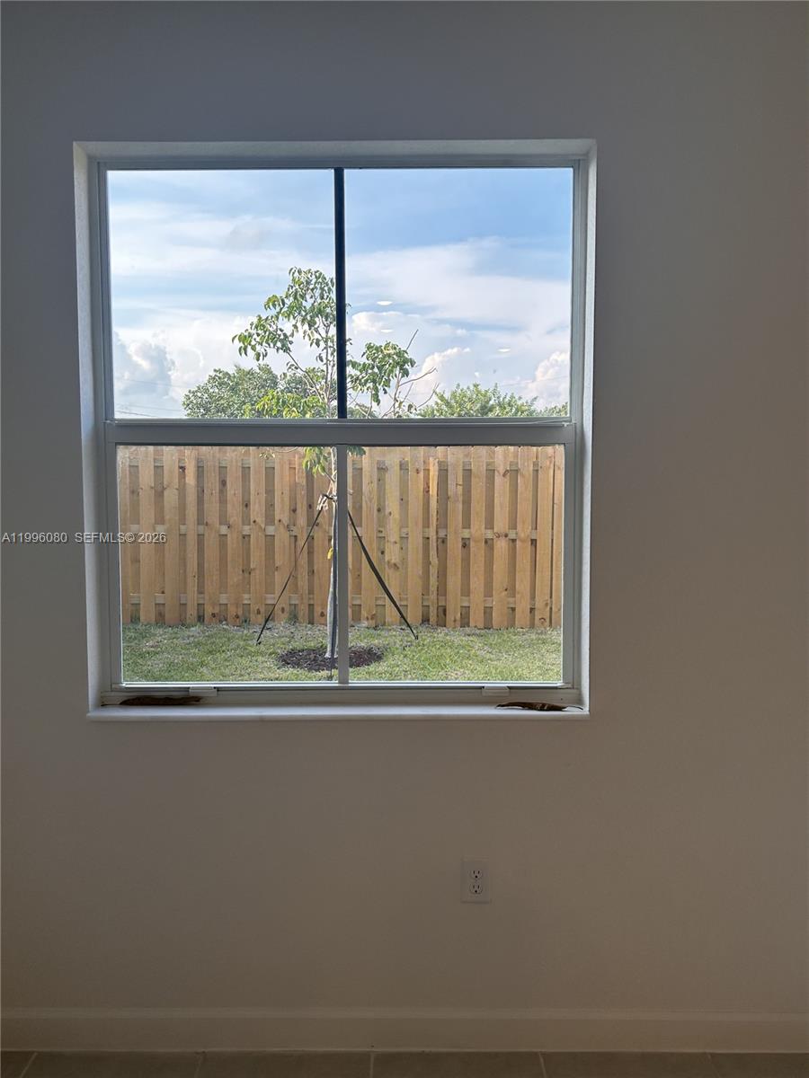 GOLF ESTS - Residential Lease