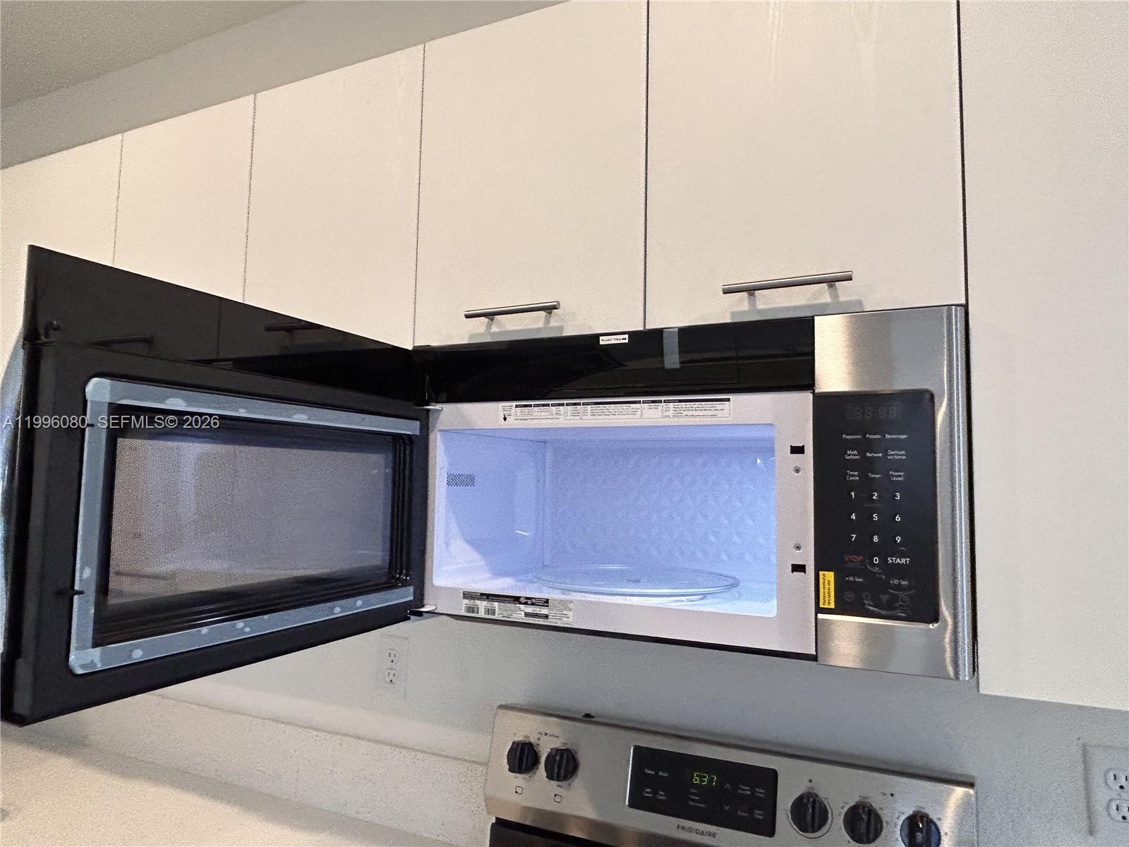 GOLF ESTS - Residential Lease