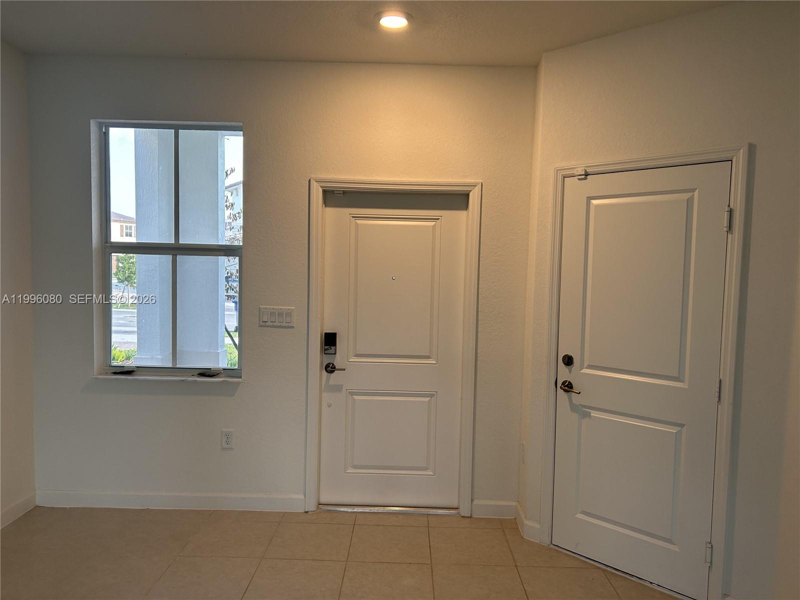 GOLF ESTS - Residential Lease