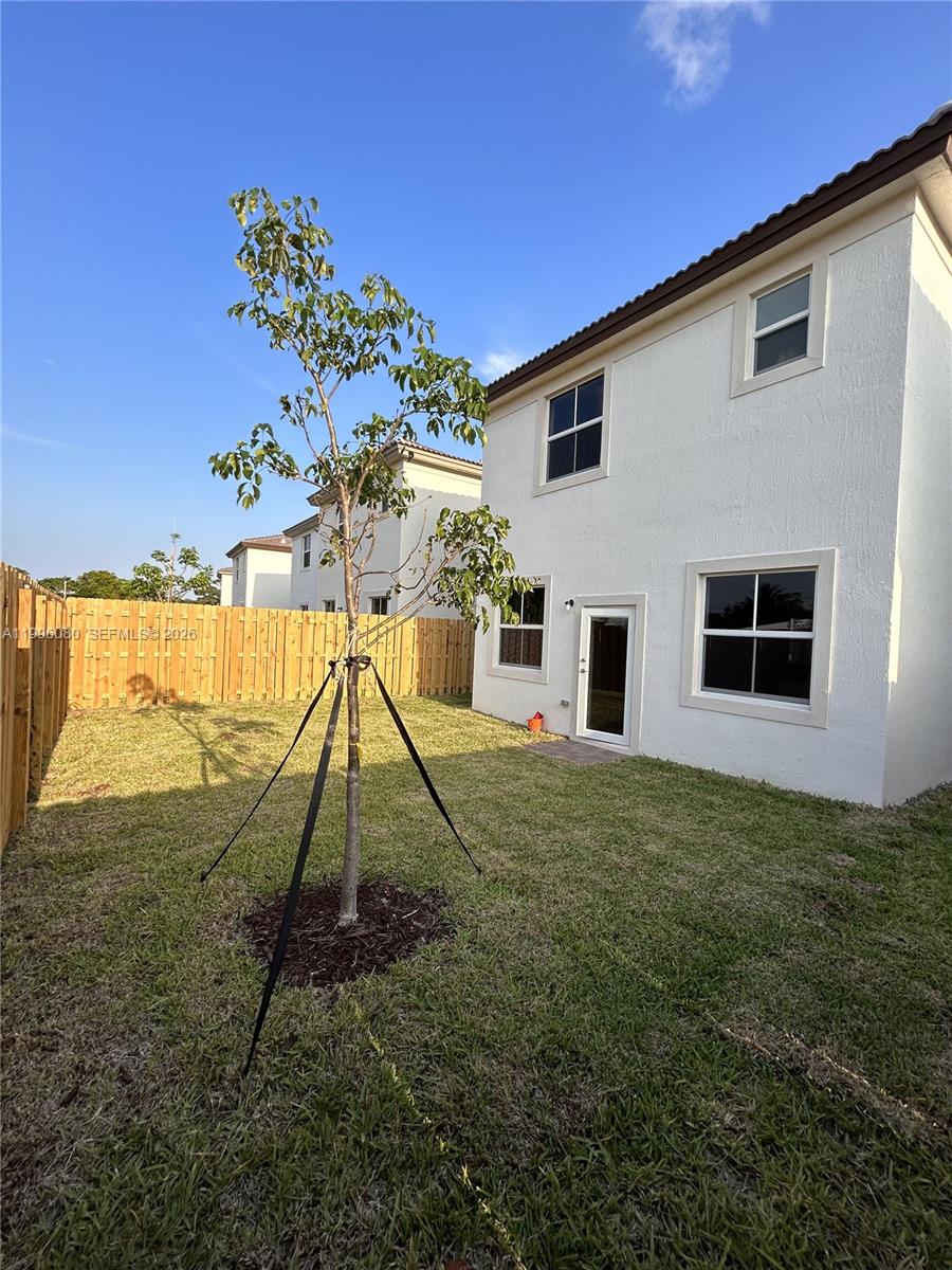 GOLF ESTS - Residential Lease