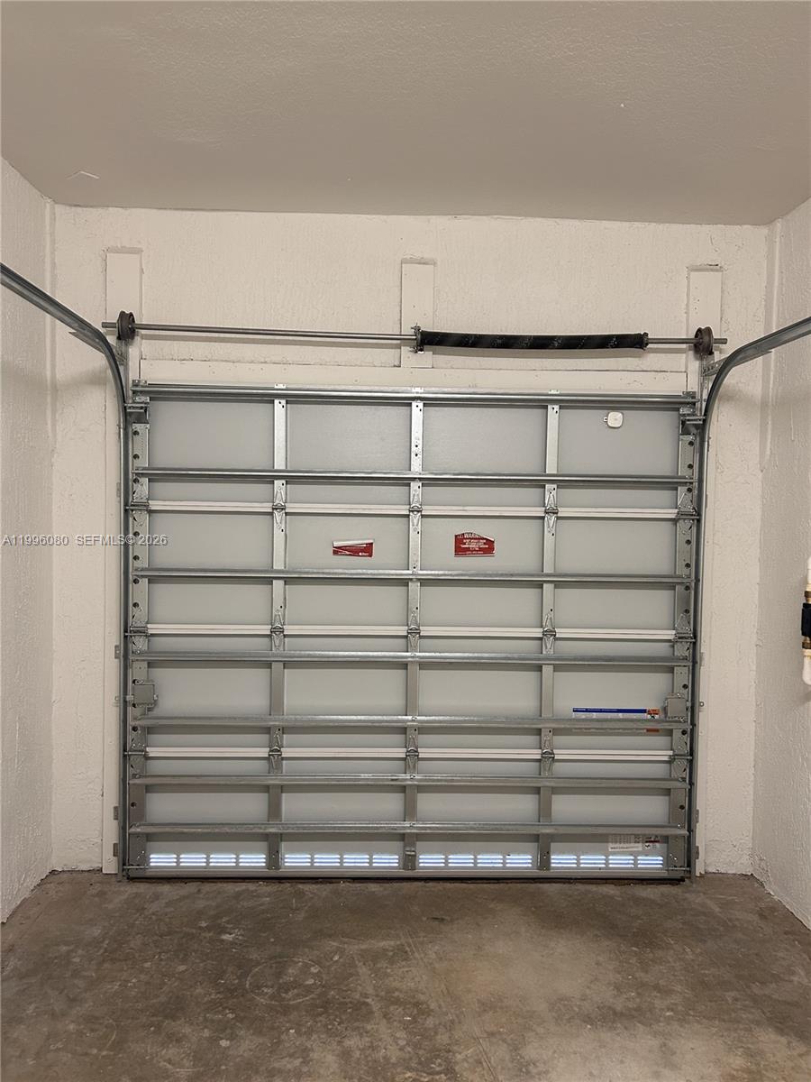 GOLF ESTS - Residential Lease